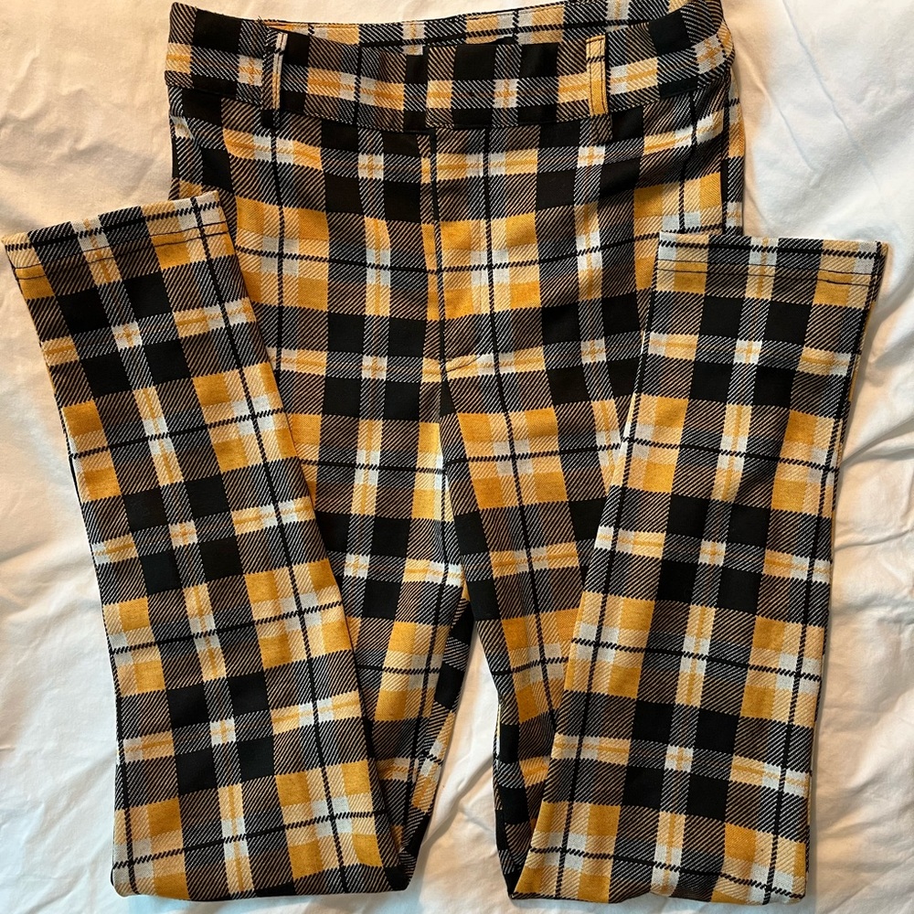 Forever 21 yellow and black plaid pant